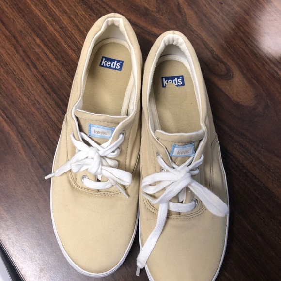 Keds Shoes - Keds Champion Tan Canvas Size 8 Ladies EUC